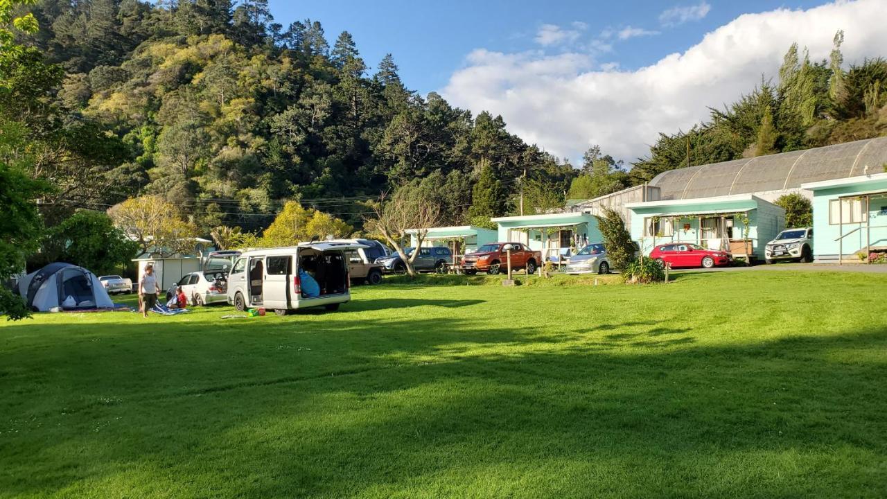 Dickson Holiday Park Thames Exterior foto