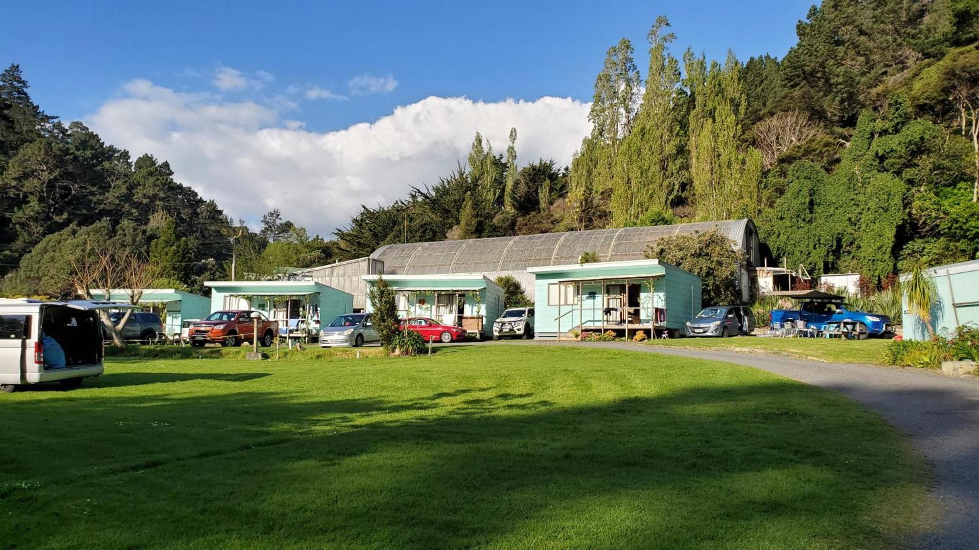 Dickson Holiday Park Thames Exterior foto